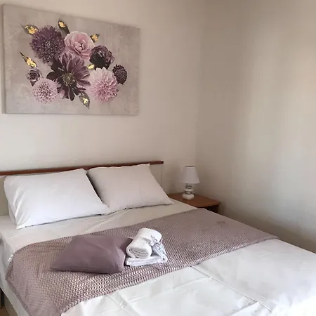 Apartament Miroslava - With Pool