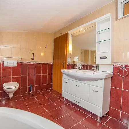 Apartament Miroslava - With Pool *